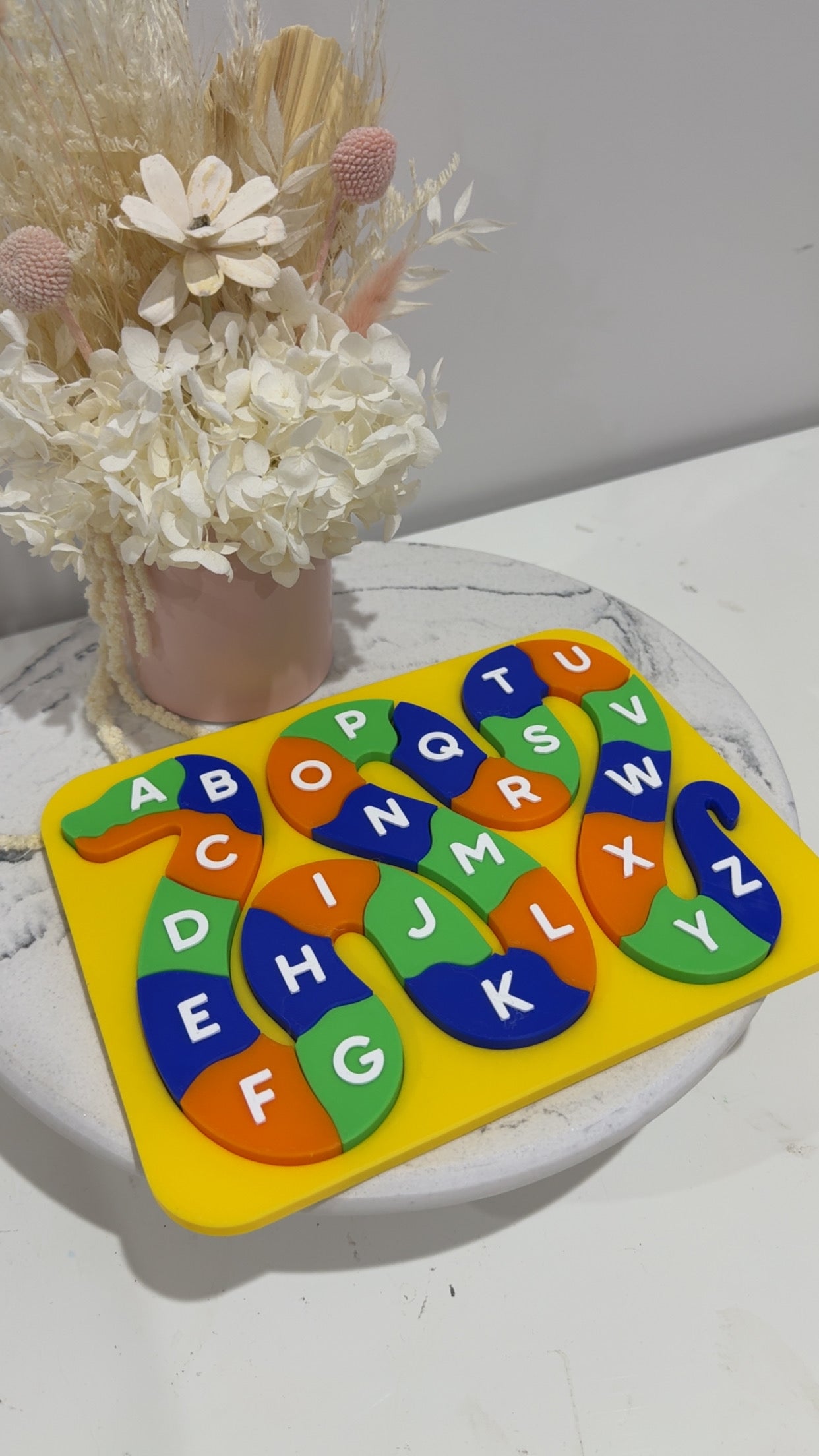 ABC snake puzzle